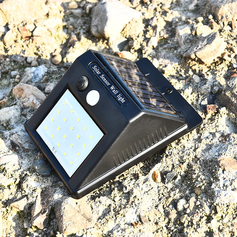 Lampada Solare da Parete con S - Home Security Lights Outdoors recensione e prezzo